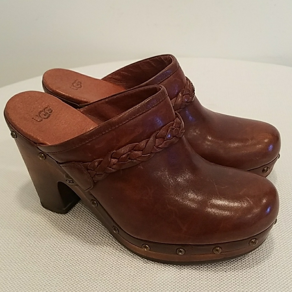 UGG Australia "Kaylee" Women's Clogs Size 8